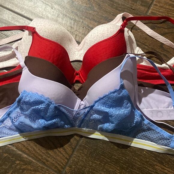Bras Lot 5 Pc Size Various 36B/36A/34 - Picture 1 of 16